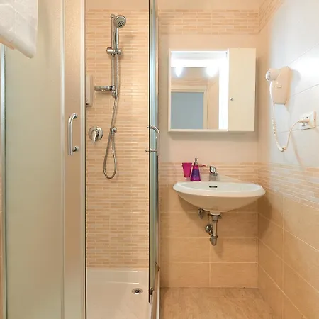 Residenza Martin Pensionat Florens